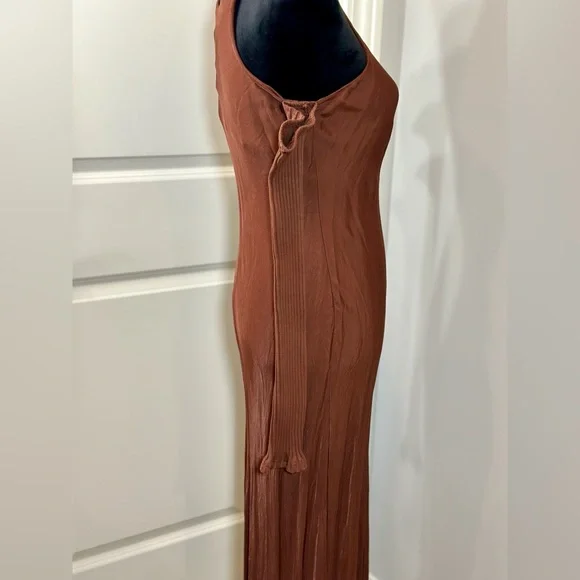 ZARA COMBINATION ARM WARMER
DRESS ✨EUC✨ 100% Viscose Main - Picture 6 of 16